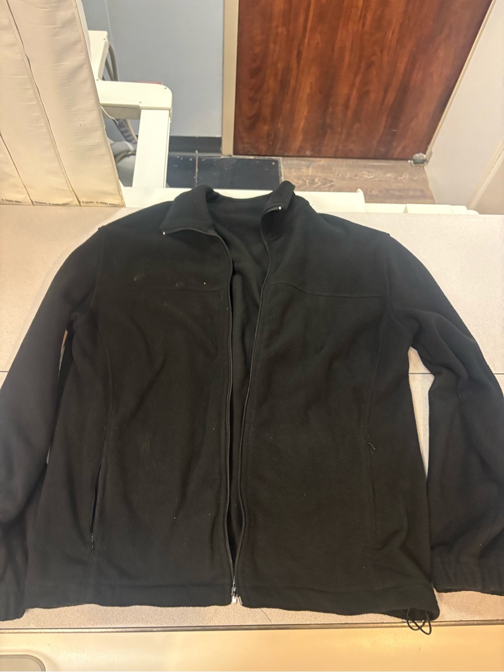 OshKosh B'gosh Men's Black Zip-Up Fleece